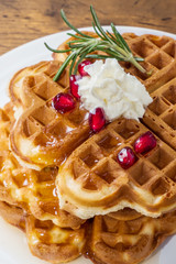 ワッフル Waffles of Dutch, French and Belgian foods