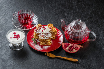 ワッフル Waffles of Dutch, French and Belgian foods