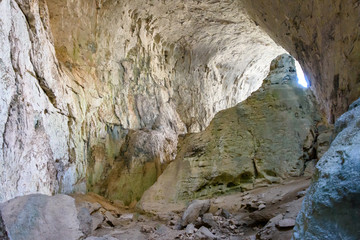 Prohodna cave, climbing on the eyes