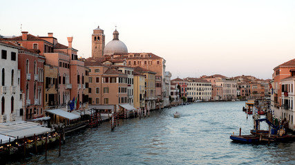 Fototapeta na wymiar Panoramic view of famous Grand Canal on sunset, Venice, Italy