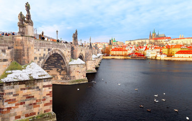 Fototapeta na wymiar View of Charles Bridge, Vltava and Prague Castle