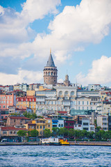 Obraz premium galata tower istambul sea view panorama summer day