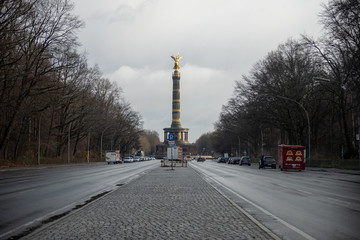 Obraz premium Sightseeing Berlin Gold