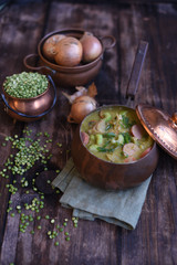 erwtensoep, pea soup, traditional dutch cuisine