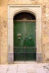 Fototapeta na wymiar Old door in Valetta, Malta.