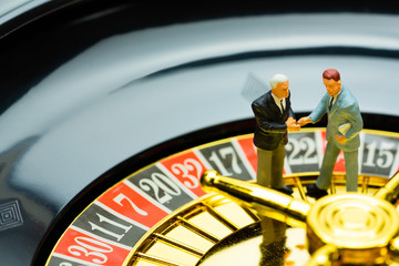 統合型リゾート(IR)整備推進法案、通称「カジノ法案」