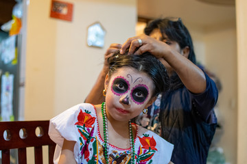 catrina's make up in a child