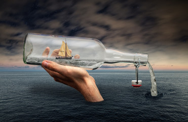 Illustration Schiff in Falsche © Christoph Adel