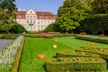Fototapeta Sightseeing of Poland. Oliwa park and the Abbey Palace is a beautiful city Park and a popular tourist attraction in Gdansk, Poland obraz