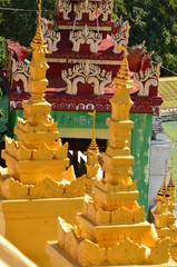 U Min Thonze Pagode Sagaing Mandalay, Myanmar © Christian