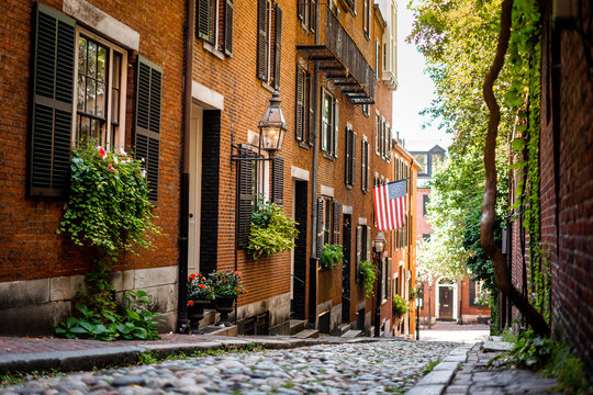 Acorn street around Beacon hill , one of the beautiful street in Boston  , Massachusetts