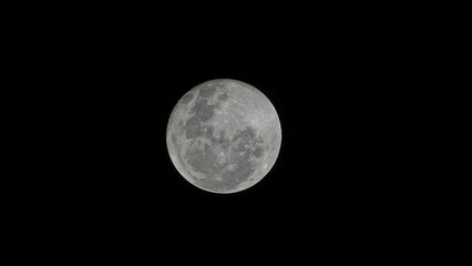 moon in the sky © Daniel