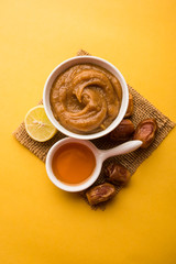 Dates Face mask for supple, smooth and clear skin with ingradients like fresh raw khajoor, lemon and honey. selective focus