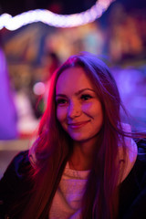 Fototapeta premium Frau in Berlin bei Weihnachten
