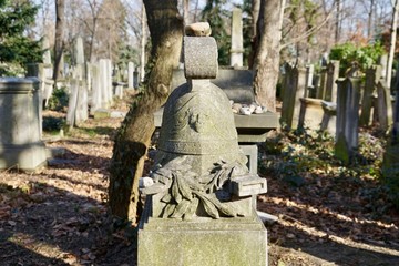 Grab eines jüdischen Weltkriegsteilnehmers mit abgelegtem Stein (Breslau)