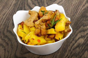 Fried potato with pork