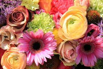 pastel wedding flowers