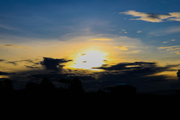 Ocaso en el oriente