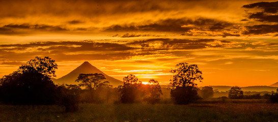 Atardecer en el Arenal