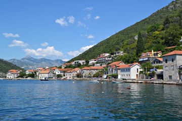 Fototapeta na wymiar view of old town in montenegro