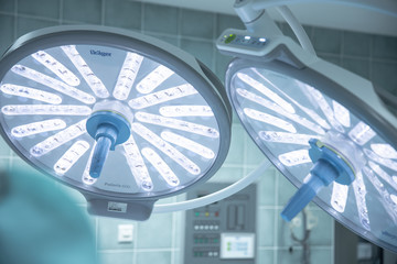 Operationssaal, Lichter 