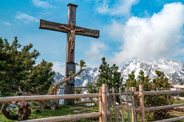 mountains and blue sky with hiking fun