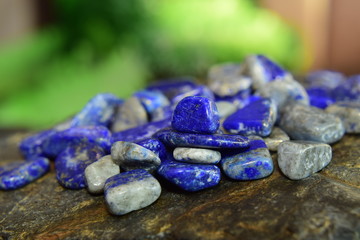Obraz na płótnie Canvas Lapis Lazuli Beautiful natural blue stone For making jewelry 
