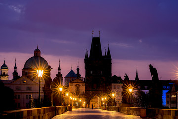 Obraz premium Prague Charles Bridge at Dawn