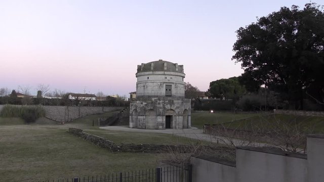 Ravenna - Mausoleo di teodorico