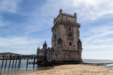 Fototapeta na wymiar bellem tower in portugal