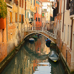 Fototapeta na wymiar Venice in Italy, bridge and gondola