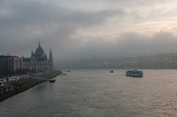 Fototapeta premium Hungarian Prliament building in Budapest