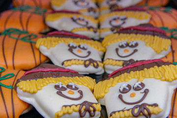 Fototapeta na wymiar Decorative autumn cookies for sale in local market