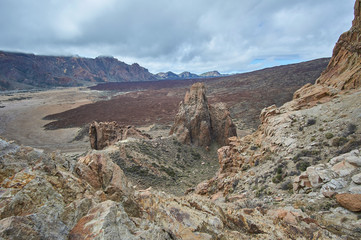 Kathedrale in der Caldera des Pico del Teide mit Lavafeld