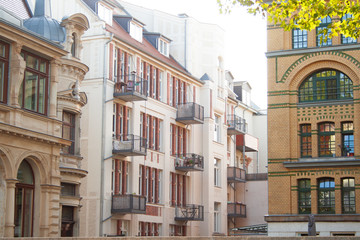 Mietvertrag und Eigentumswohnung - Leben in der Stadt