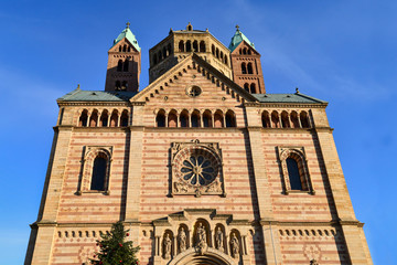 Fototapeta premium Facade of famous landmark roman catholic Speyer Cathedral, a major monument of Romanesque art in the German Empire