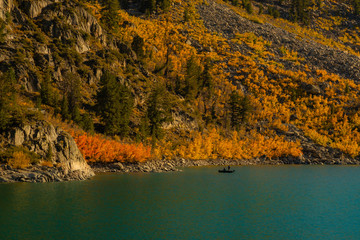 Fall colors in Lake Sabrina, California