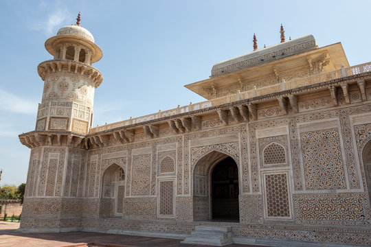 Maqbara Images – Browse 734 Stock Photos, Vectors, and Video | Adobe Stock