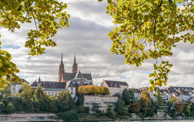Basel - Kirche Frühling