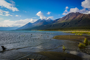 The Bend at Destruction Bay