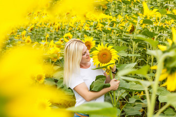 girl in field of sunflowers