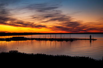 Fototapeta na wymiar beautiful sunset at the lake Bärwald