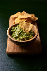 avocado guacamole and tortilla chips