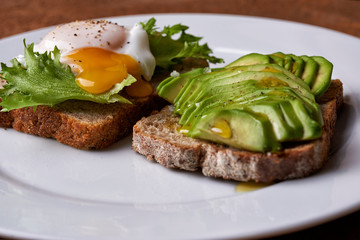 toasta with avocado and egg