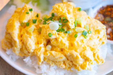 Delicious Jasmine rice on top with scramble egg