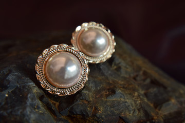 Pearl earrings for women, rewarding life