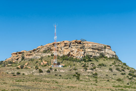 Typical landscape, with sandstone hill between Paul Roux and Bethlehem
