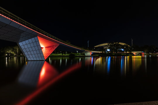 Adelaide Oval And River Torrens Footbridge