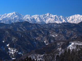 白い山脈【日本アルプス 鹿島槍ヶ岳・五竜岳・唐松岳】