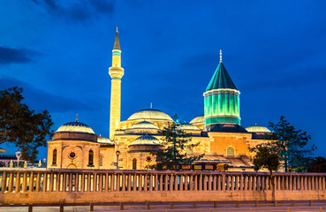 Obraz premium Shrine of Jalaluddin Rumi in Konya, Turkey